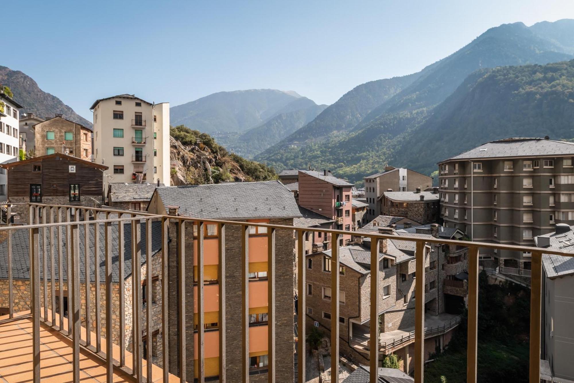 Hotel Sant Jordi By Alegria Andorra la Vella Exterior photo